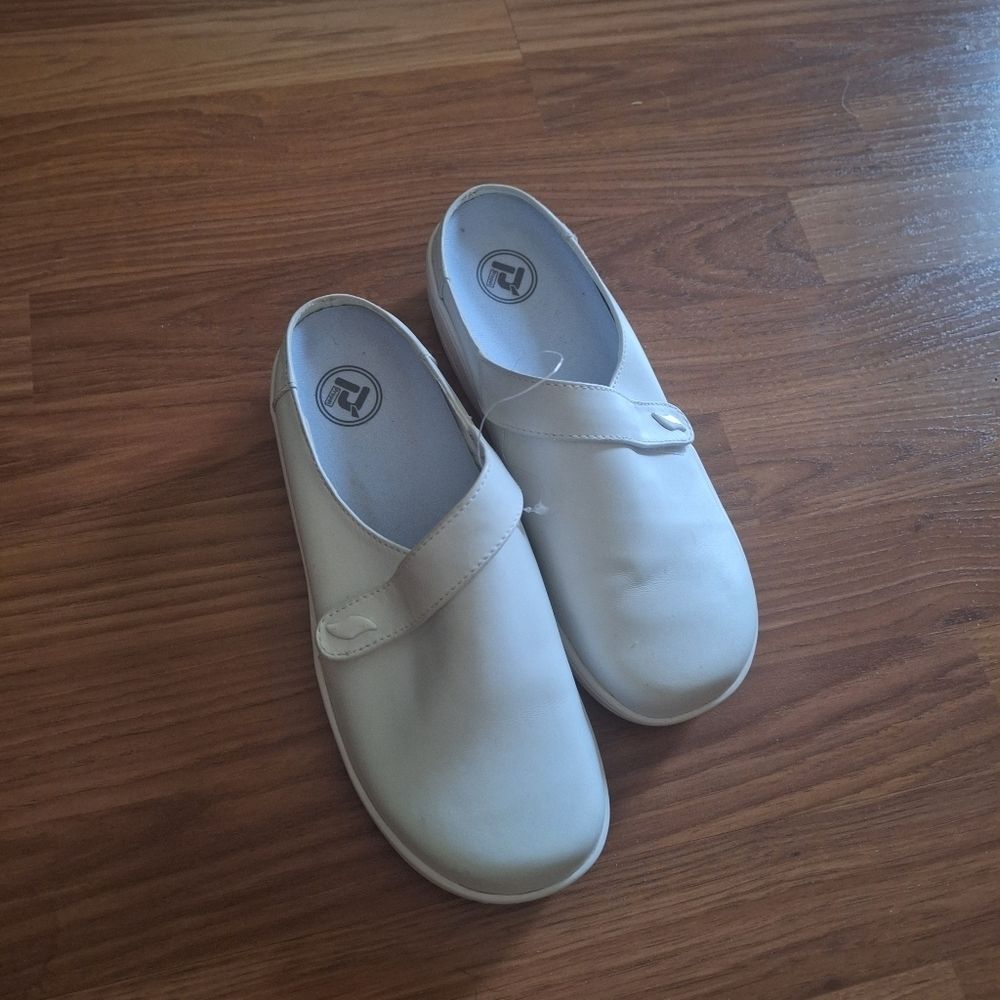 Propet Slip On Comfort Clogs Leather Hook and Loop Clog Comfort Work Size 9 M